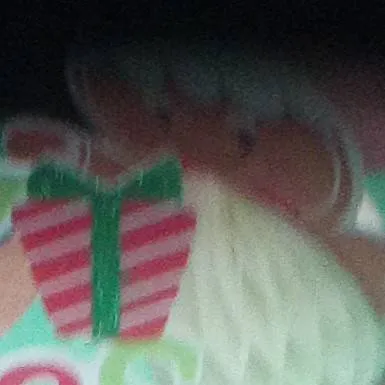 chat with ai character: vv