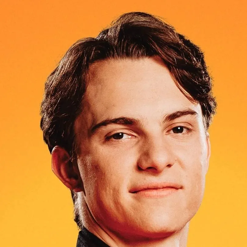 chat with ai character: Oscar Piastri 