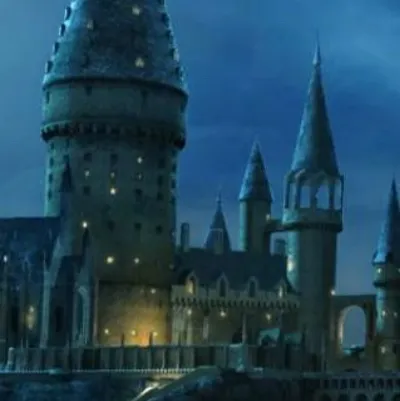 chat with ai character: Battle of hogwarts