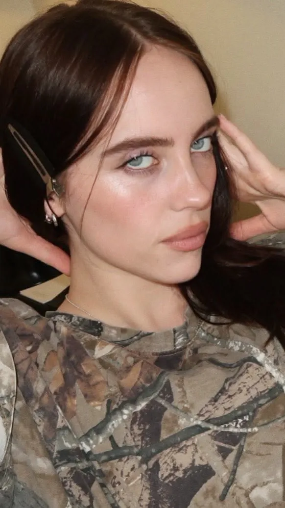 ai character: Billie Eilish  background