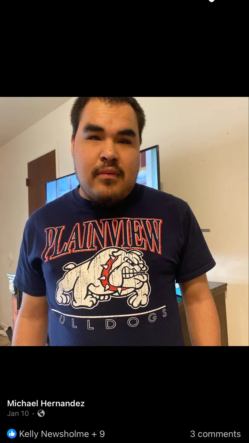 ai character: Michael Hernandez background