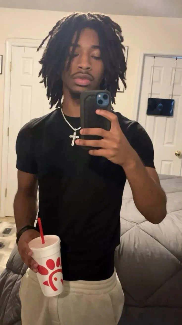 ai character: cj  background