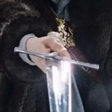 chat with ai character: Narnia 2