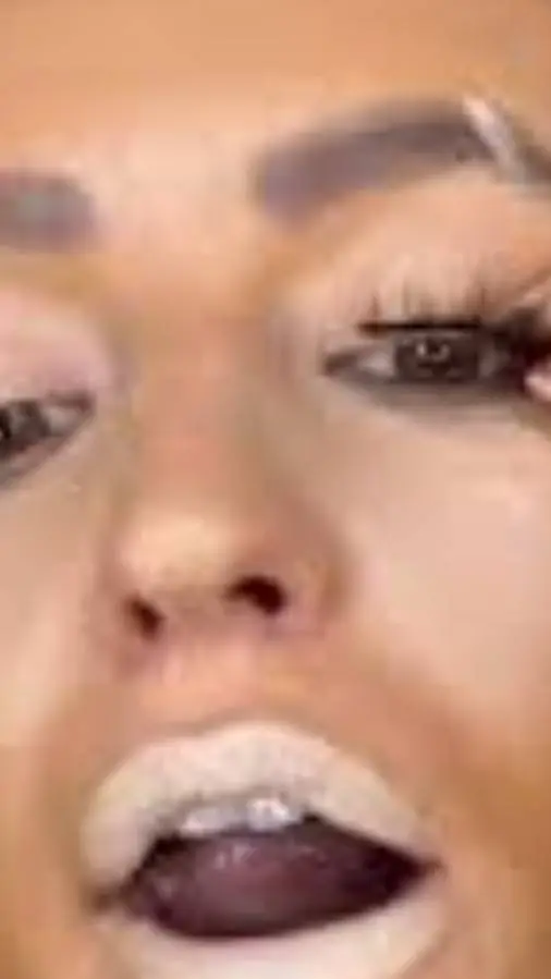 ai character: Abby da chav xx 🖕🏻 background