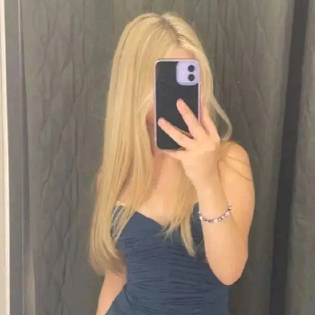 chat with ai character: Charlotte