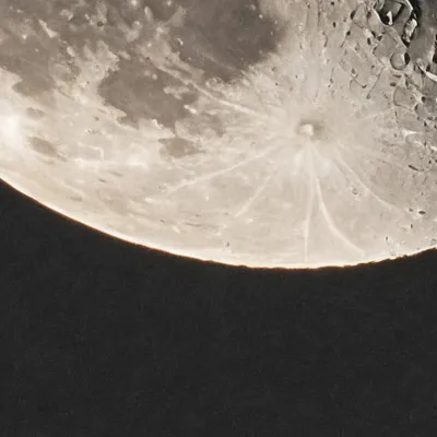 chat with ai character: The Moon