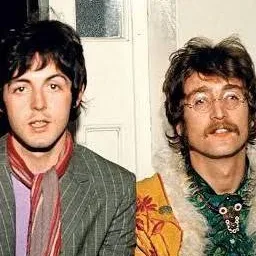 chat with ai character: MCLENNON!!!