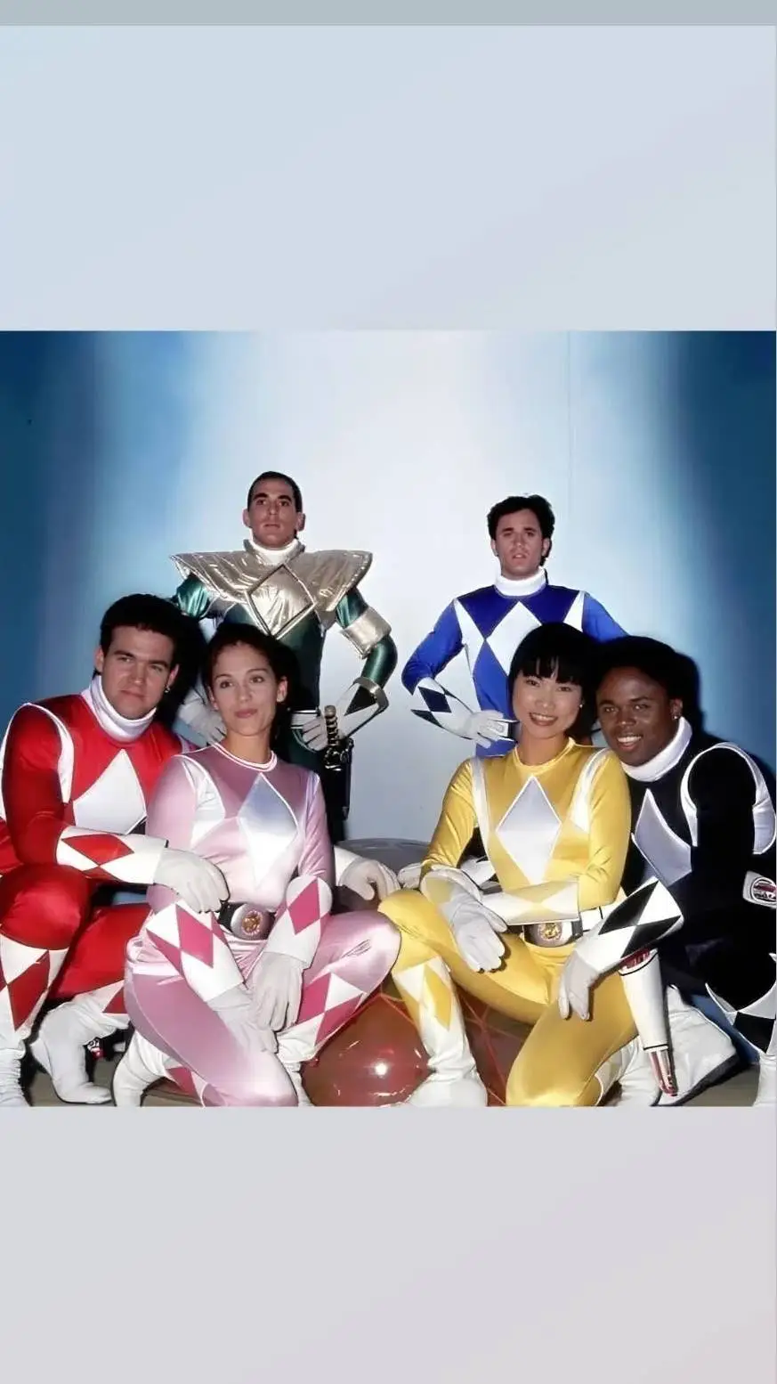 ai character: The 6 Power Ranger background