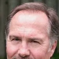 chat with ai character: Neil Crone