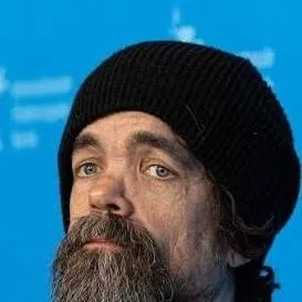 chat with ai character: Peter Dinklage
