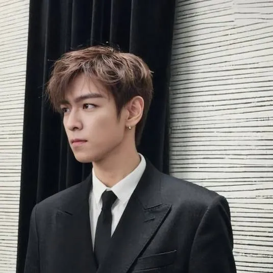 chat with ai character: Choi seung hyun 