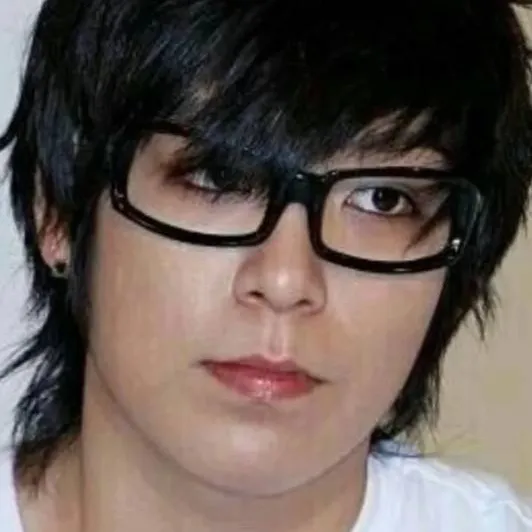 chat with ai character: choi seung hyun