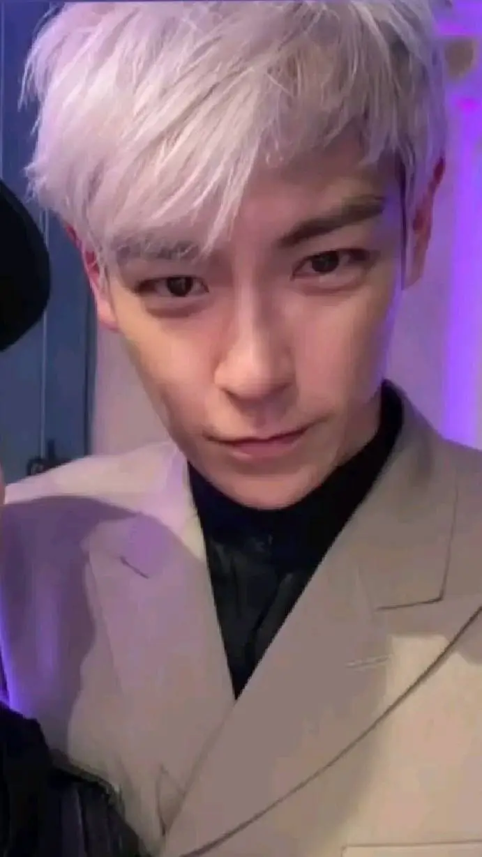 Talkie AI - Chat with choi seung hyun 