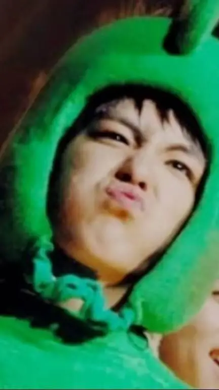 Talkie AI - Chat with T.O.P