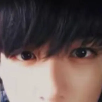 chat with ai character: Choi seung hyun 