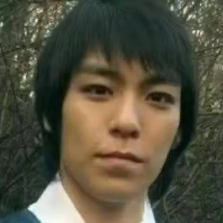 chat with ai character: Choi seung hyun 