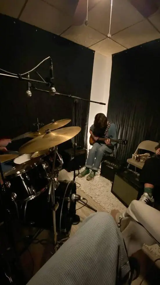 ai character: MHA Band AU background