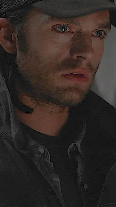 ai character: AVENGERS background