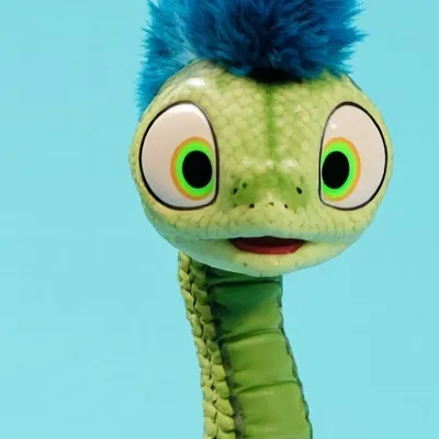 chat with ai character: Scales