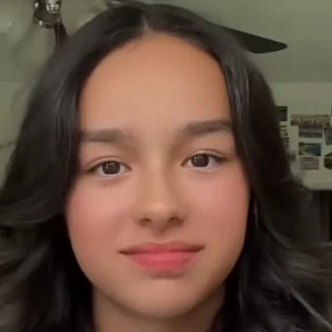 chat with ai character: Jules coley