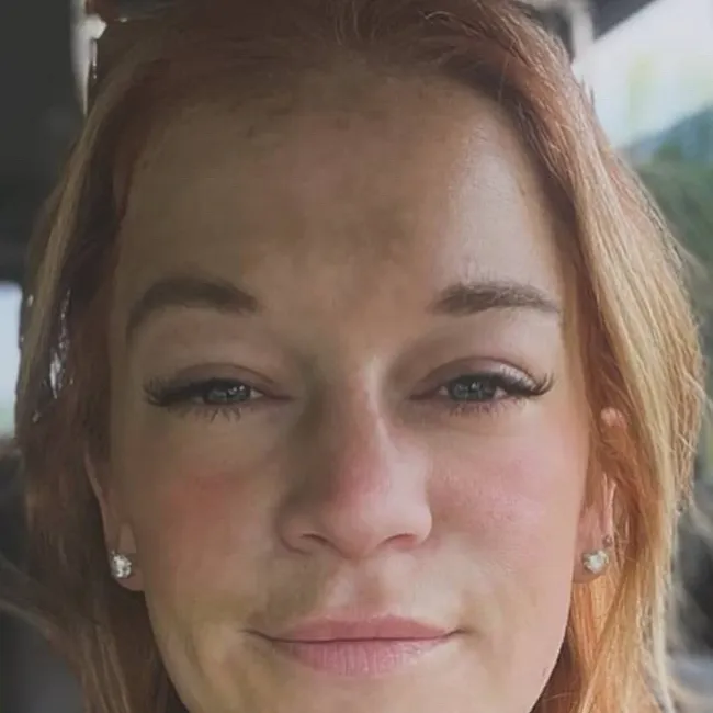 chat with ai character: Megan