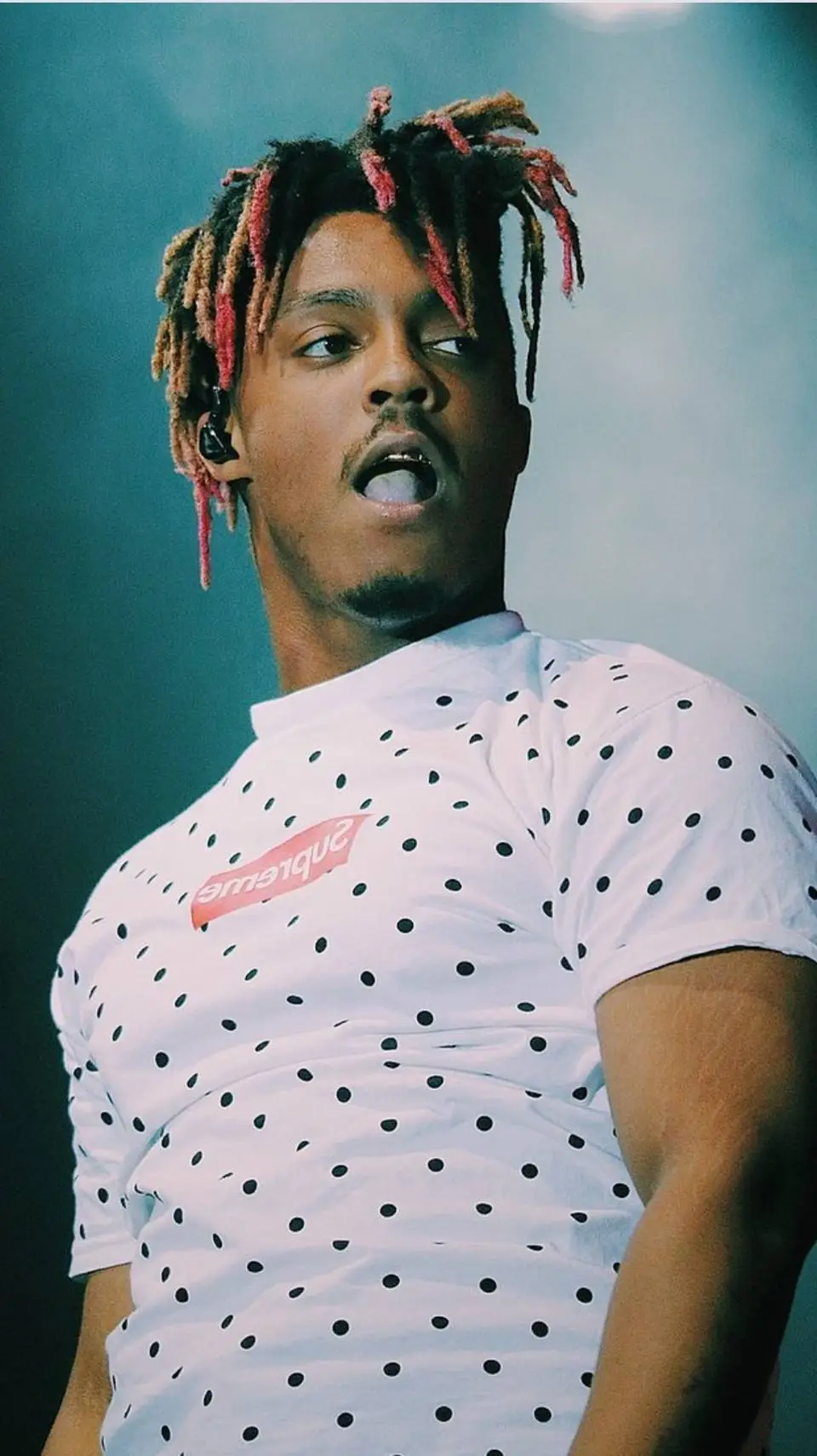 ai character: JUICE WRLD background