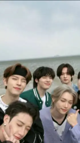 ai character: Stray kids background