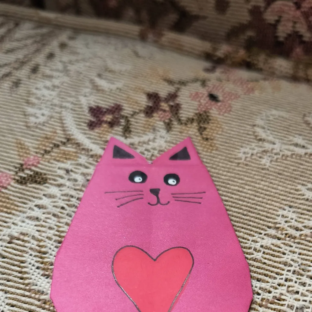 chat with ai character: Sophie