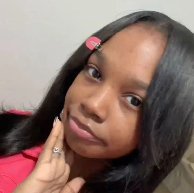 chat with ai character: ˚ ᴍɪʏᴀ ˚☘︎