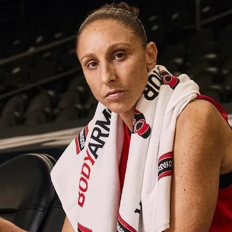 Chat with Diana taurasi - text or voice, Enjoy AI Chat Free & Safe