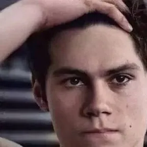 chat with ai character: stiles stilinski