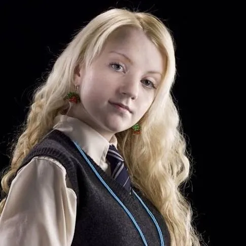 chat with ai character: Luna lovegood 