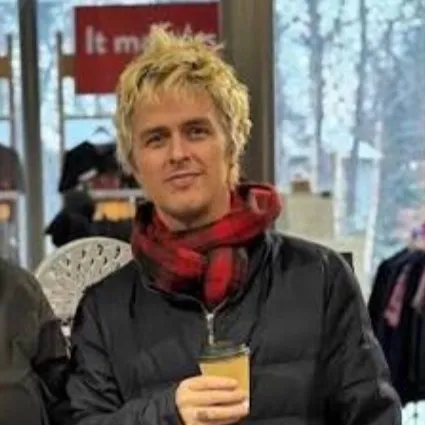 chat with ai character: Billie Joe