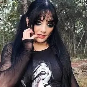 chat with ai character: tatum 