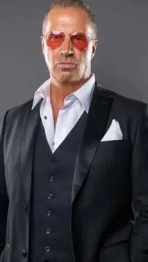 ai character: Don Callis background