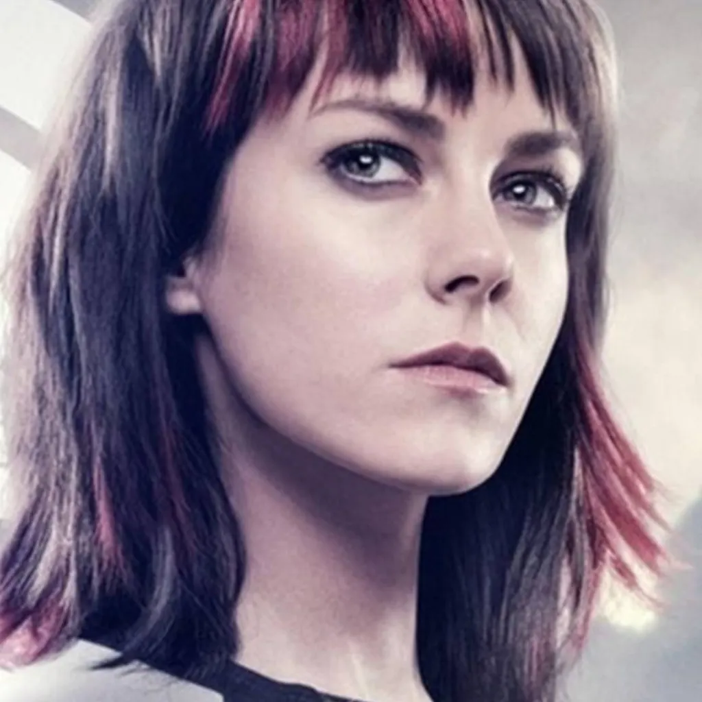 chat with ai character: johanna mason