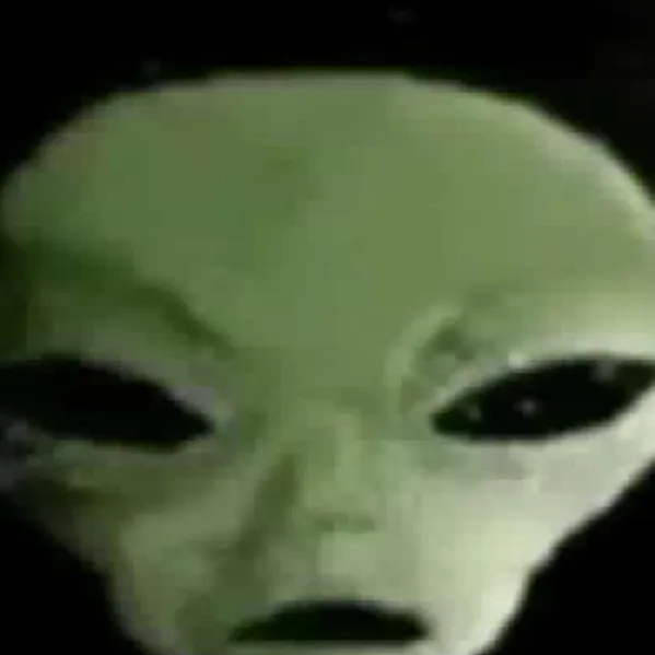 chat with ai character: -•Lucas•-