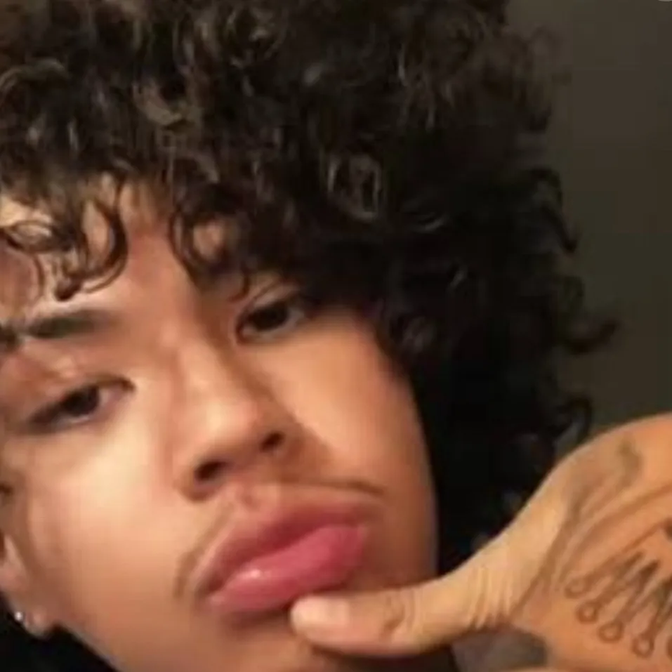 chat with ai character: Khan asadii