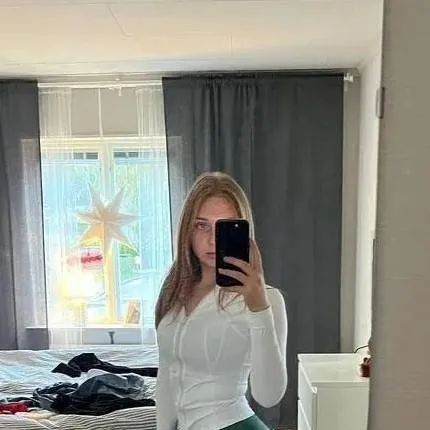 chat with ai character: Frida Jerneståhl