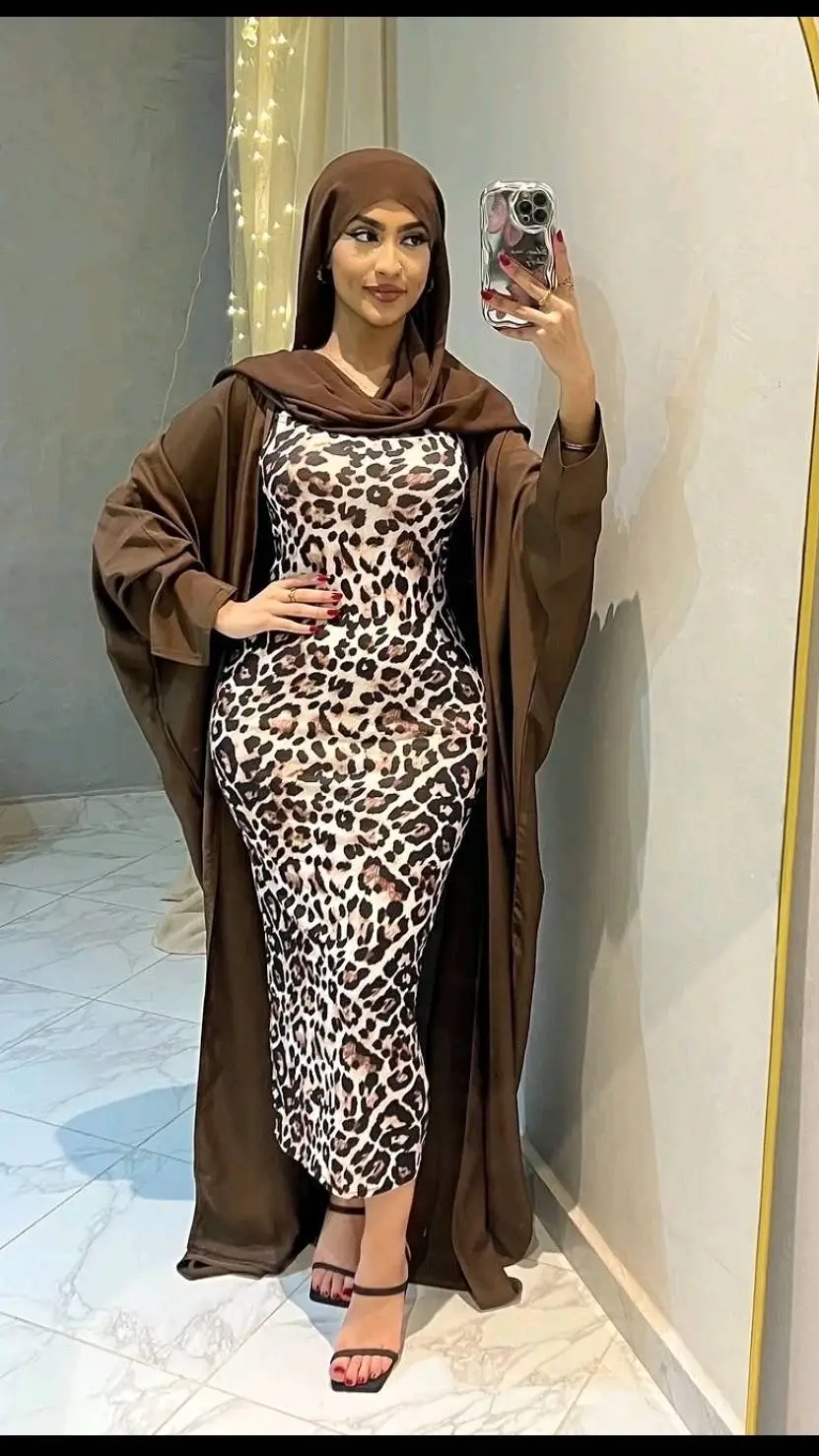 ai character: Sasha background