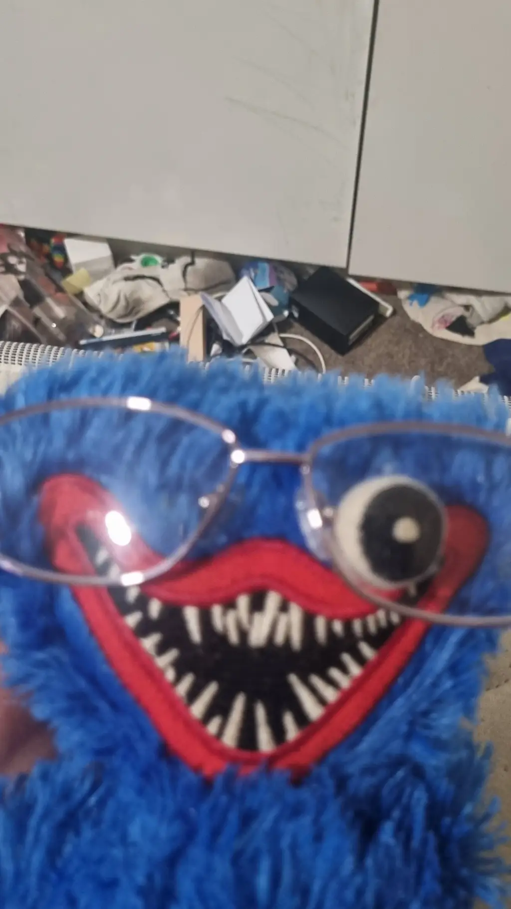 ai character: Professor Huggy background