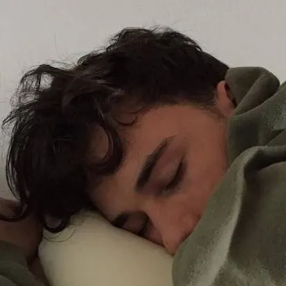 chat with ai character: Mattheo riddle