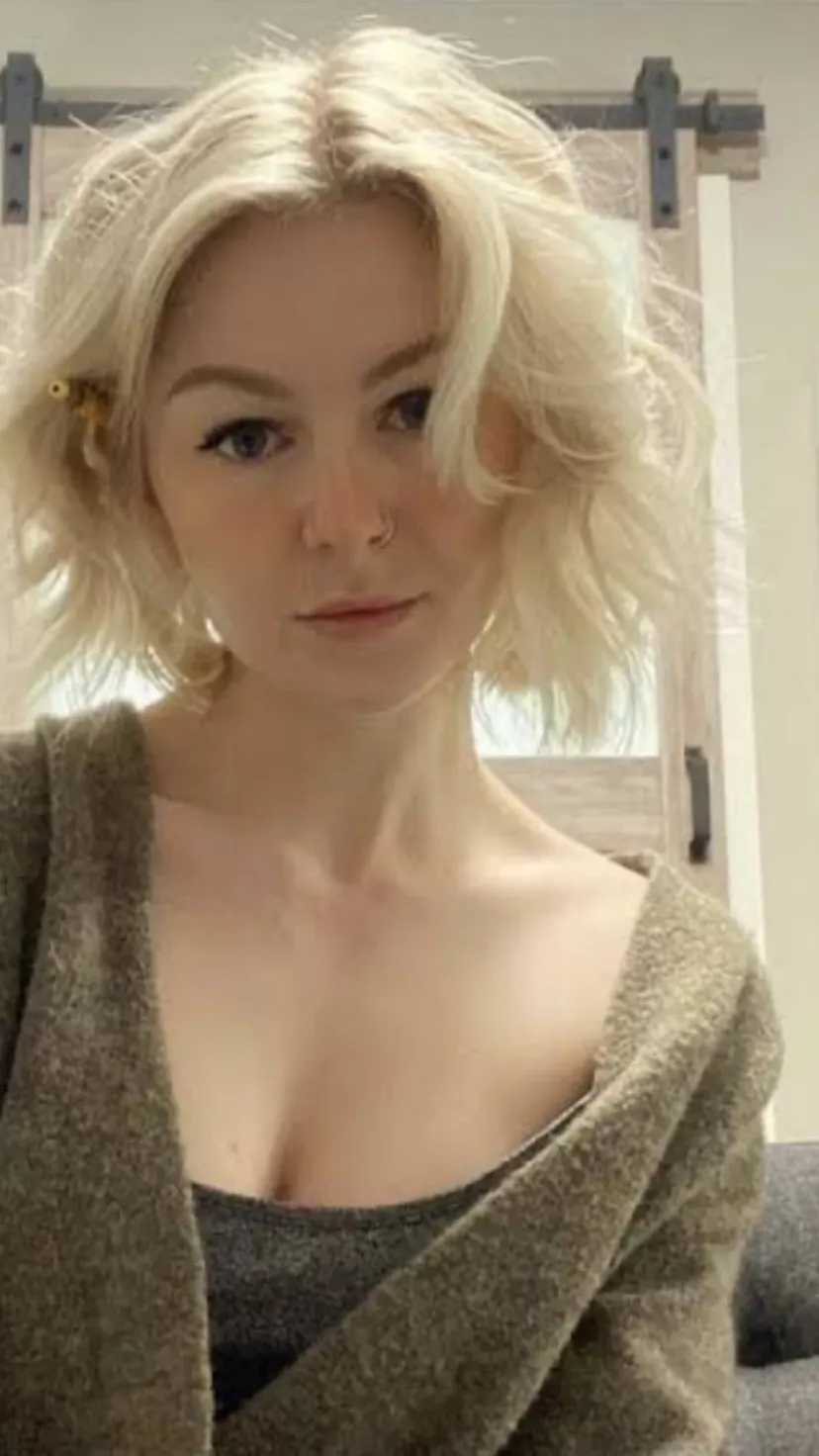 ai character: Kallmekris background