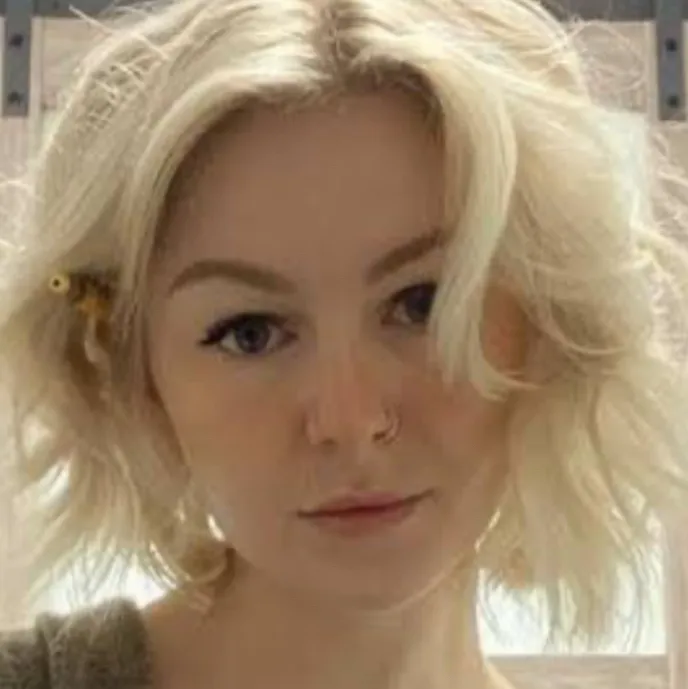 chat with ai character: Kallmekris