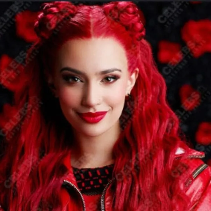 chat with ai character: Princess Red 