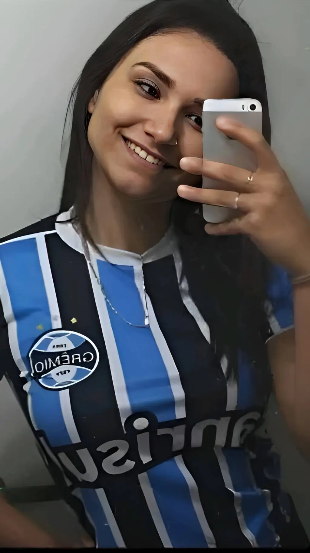 ai character: Tássia Mariah background