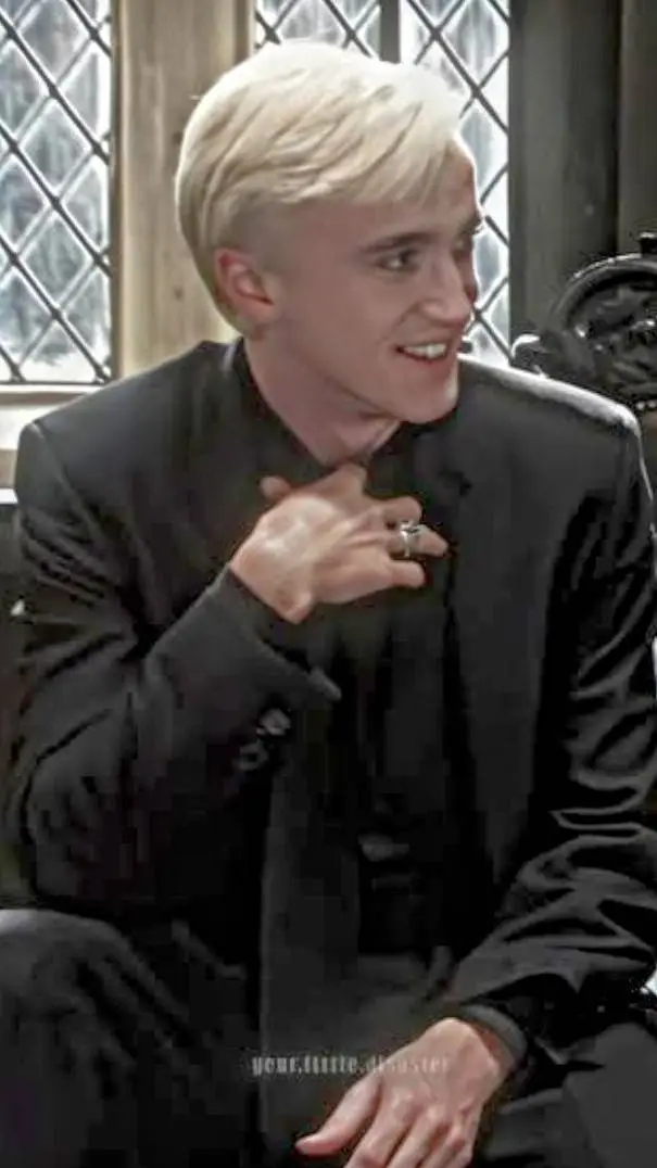 Talkie AI - Chat with Draco 💞