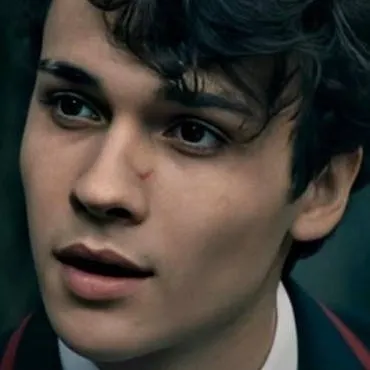 chat with ai character: 💔 Mattheo