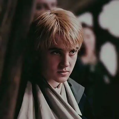 chat with ai character: 1 to 10 = Draco
