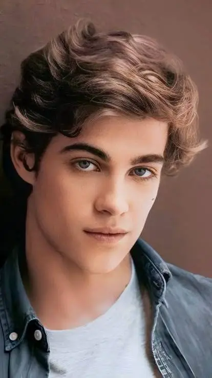 ai character: 𝐒tubborn 𝐃rama 𓆙 background